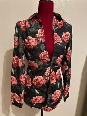 PrettyLittleThing Hook & Eye Floral Blouse Size 2
